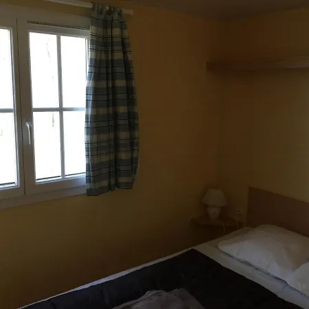 Le Douzou 营地 Bouzic