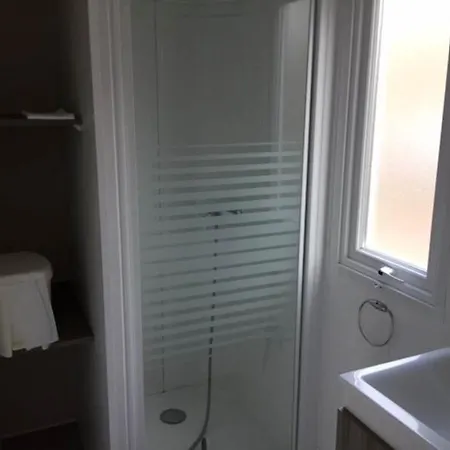 Le Douzou 营地 Bouzic