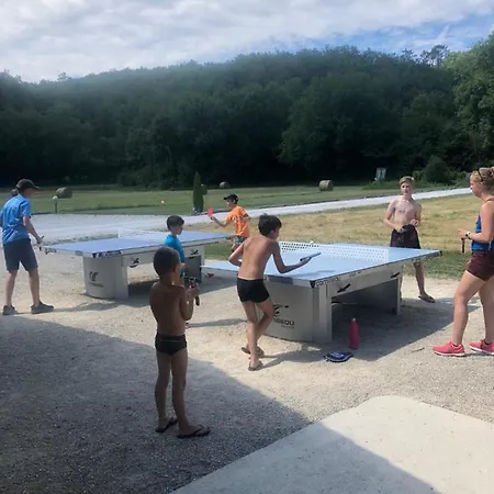 Le Douzou Camping *