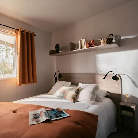 营地 Le Douzou Bouzic