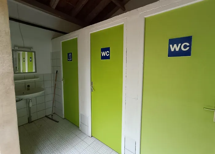 Le Douzou Кемпинг Bouzic