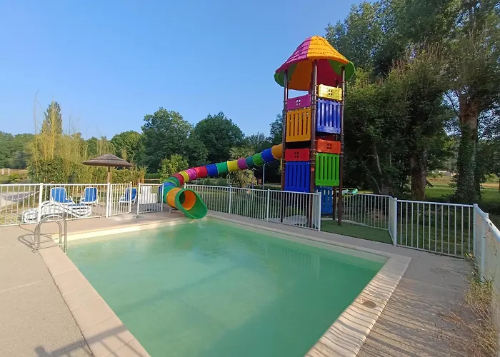 Кемпинг Le Douzou Bouzic